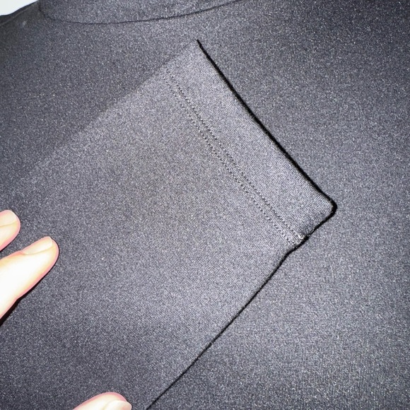 Cabi Tailored Turtleneck #4367 Black Size L - EUC - Picture 8 of 13